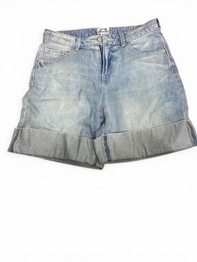 Light Wash Denim Roll-Cuff Women's Shorts - Light Blue